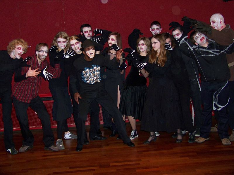 2009-10-31 Halloween 200